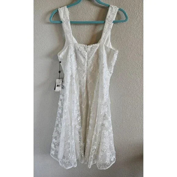 Adrianna Papell Woman SZ 10 NWT  3D Embroidered High Low Dress Ivory Fairy - Picture 2 of 10